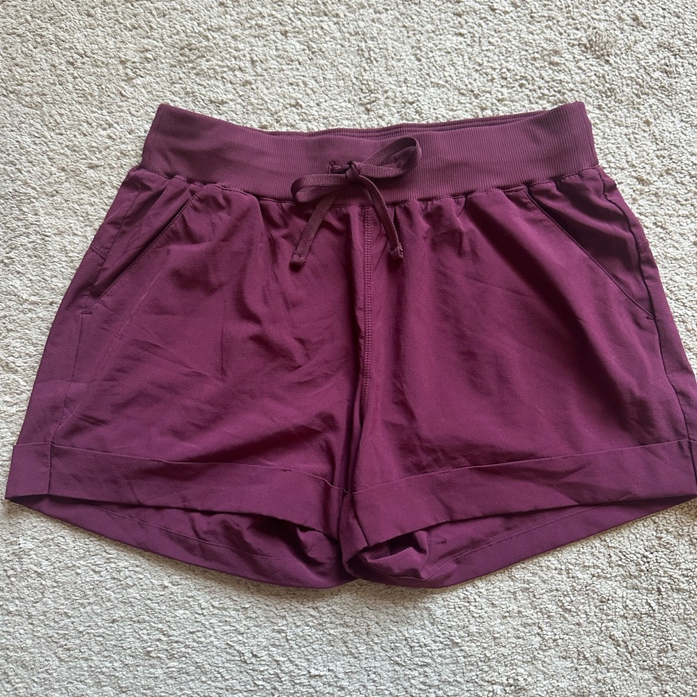 Z by Zella burgundy Take a Hike Should small